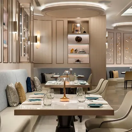 Address Hotel 5*