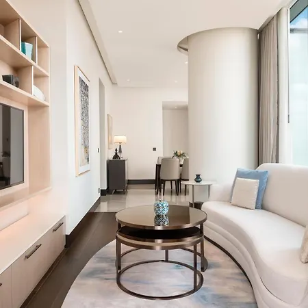 Hotell Address 5*