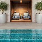 Address Hotel 5*